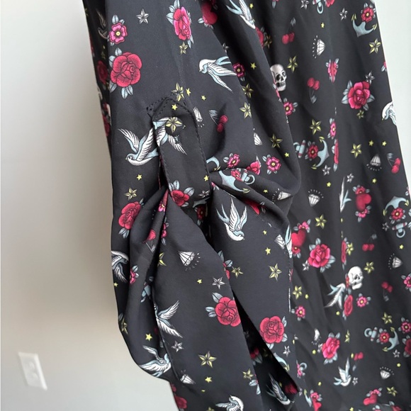 TORRID Harper 3/4 Sleeve Lace Up Blouse Size 3X - Picture 9 of 9